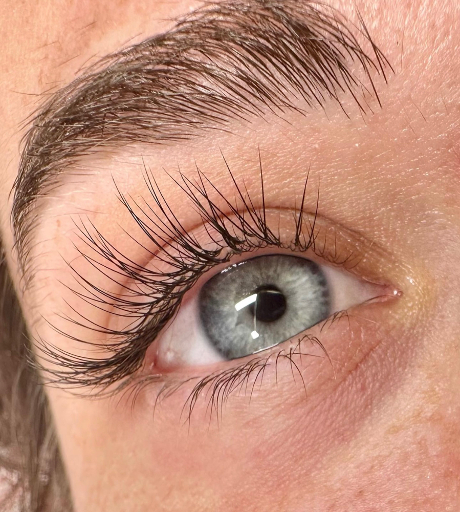 Classic Lash Extnsions