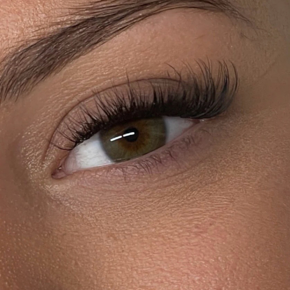 soft wispy lash clusters at HEX Beauty Bar in Olive Branch, MS