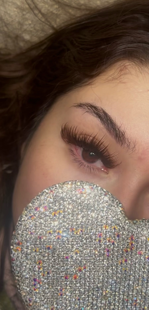 Full Set w Brown Lashes 🤎🍯