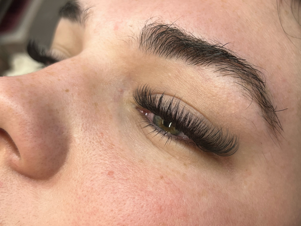 Hybrid Lashes