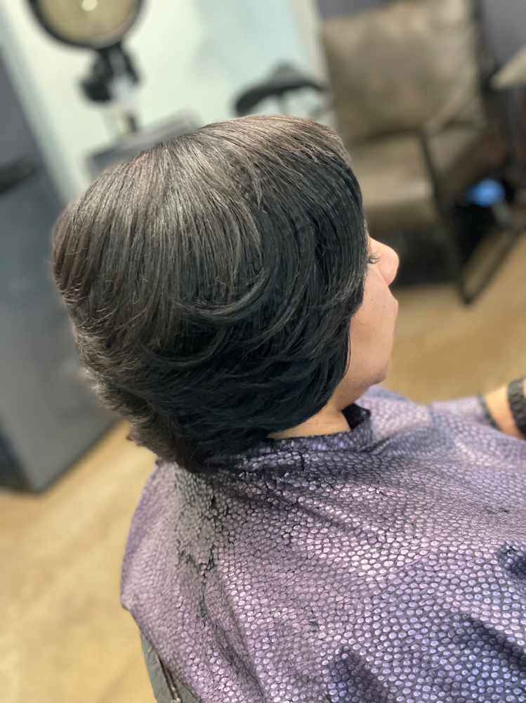 New Client Blowout(Relaxed Hair)
