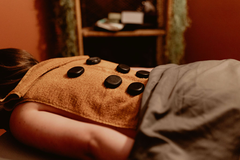 Hot Stone Massage - 120 Minutes