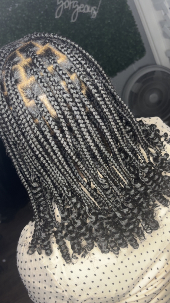 Medium Knotless Shorties at Unique’ Creationz by Jhene’ in Jacksonville, AR