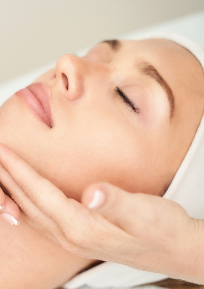 Lymph and Lift Facial