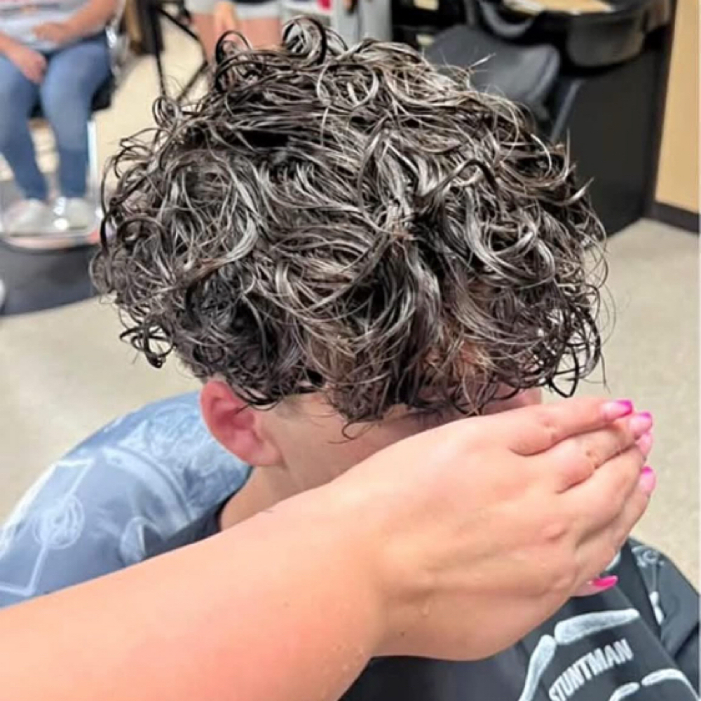 Perm at Mo Blades in Willis, TX