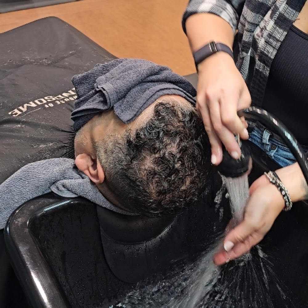 Haircut & Shampoo at House of Handsome in Woodbury, MN