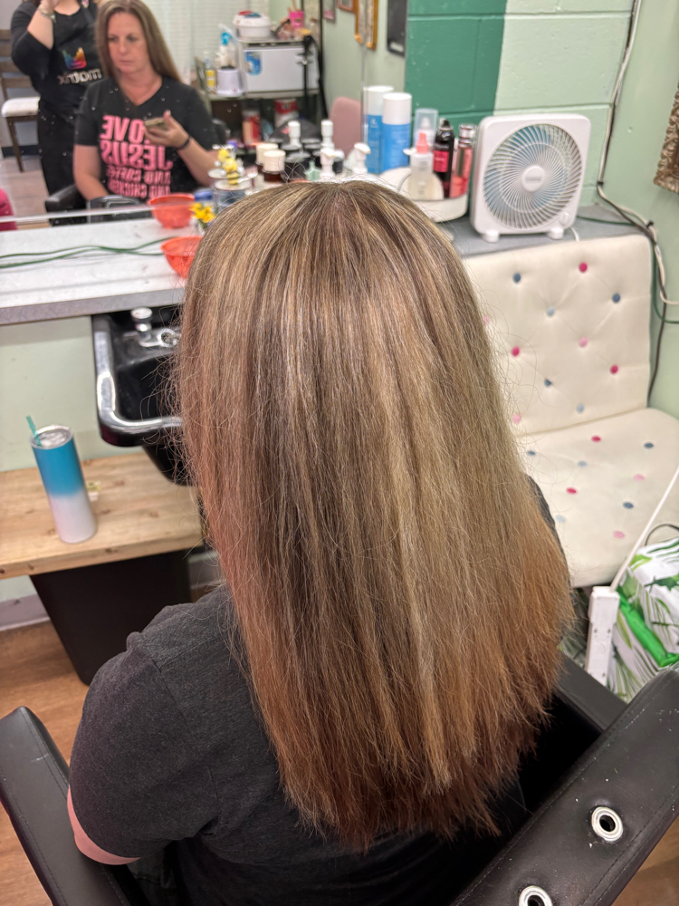 Chemical Service at Beauty by Catarina in Sherman, TX