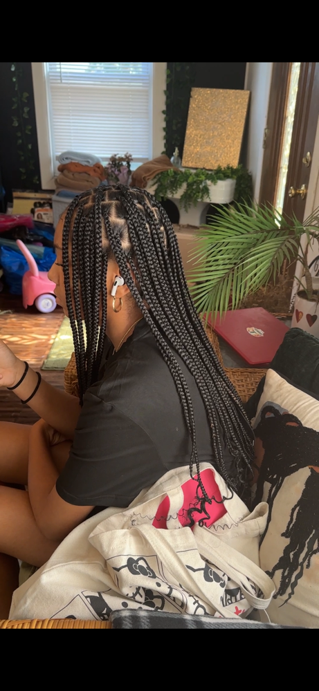 Medium Knotless Braids at Dani Natasha in Lackwanna, NY