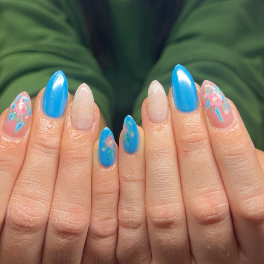 Tier 2 Minimal Nail Art Gel-X at Jade Beauty Lounge in Piqua, OH