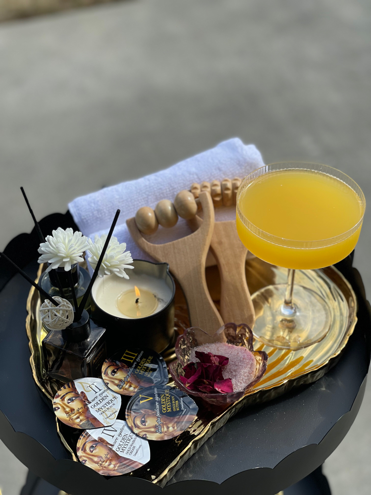 Golden Mystique Pedicure