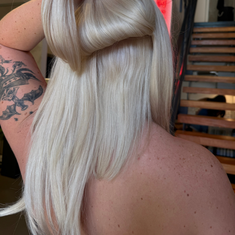 Ibe Extentions New Install at Abbymarieehair in San Diego, CA