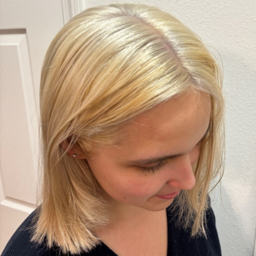 Bleach Outs at Beauty By Jenna in Bellevue, NE