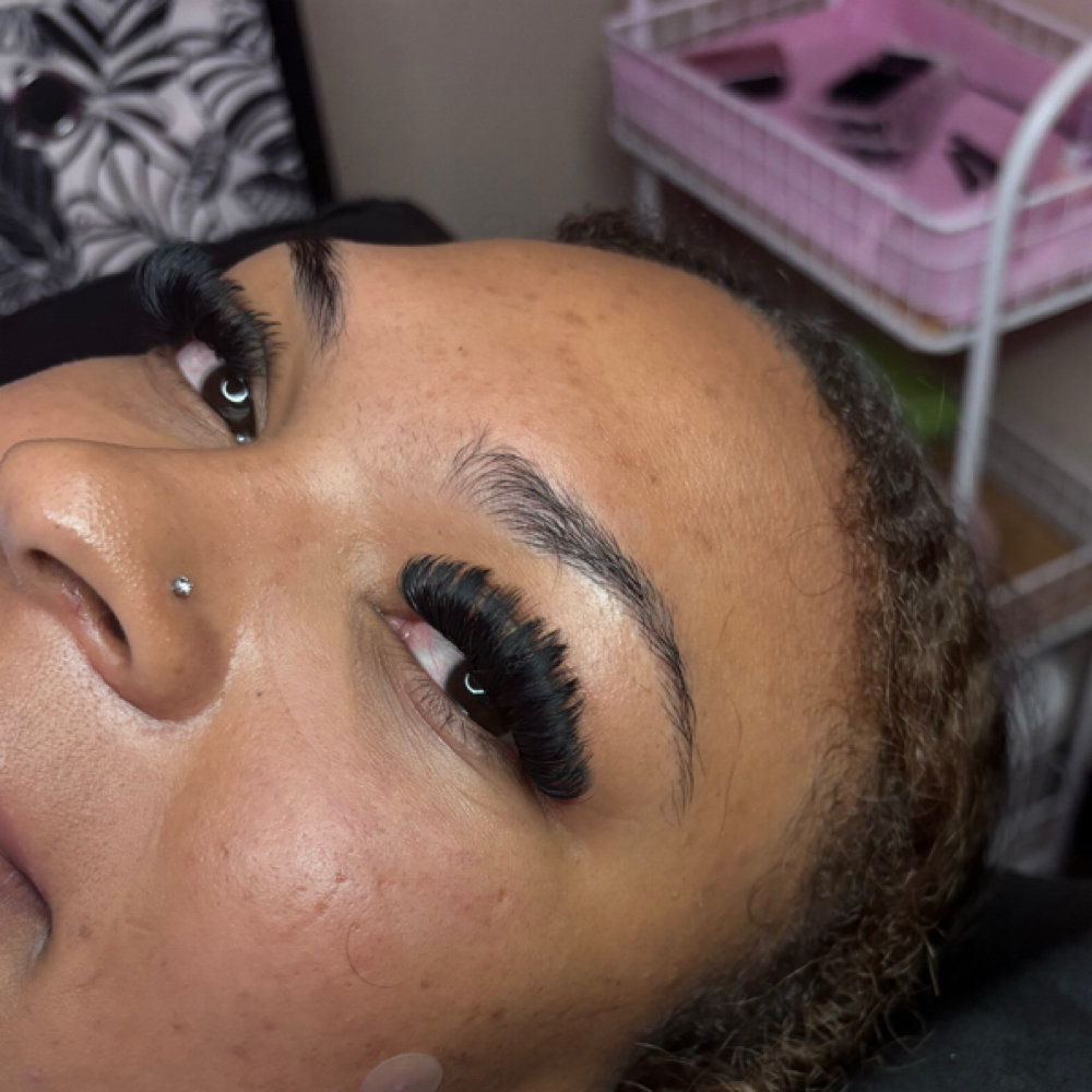 Volume Or Mega Volume Set at Jari’s Beautifications in Athens, TX