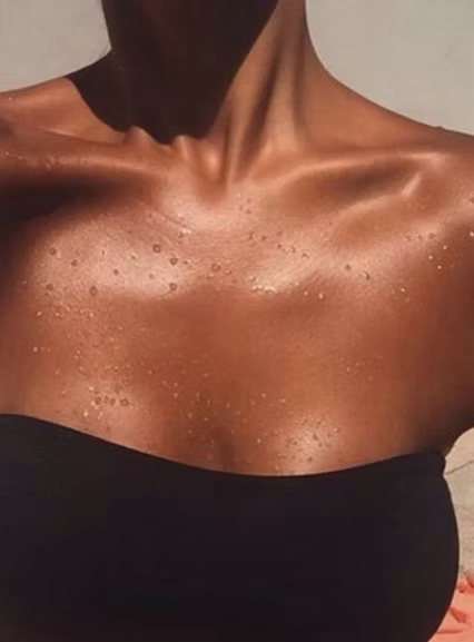 BUNDLE OF 2 AIRBRUSH SPRAY TANS at seven six zero salon in Imperial, CA