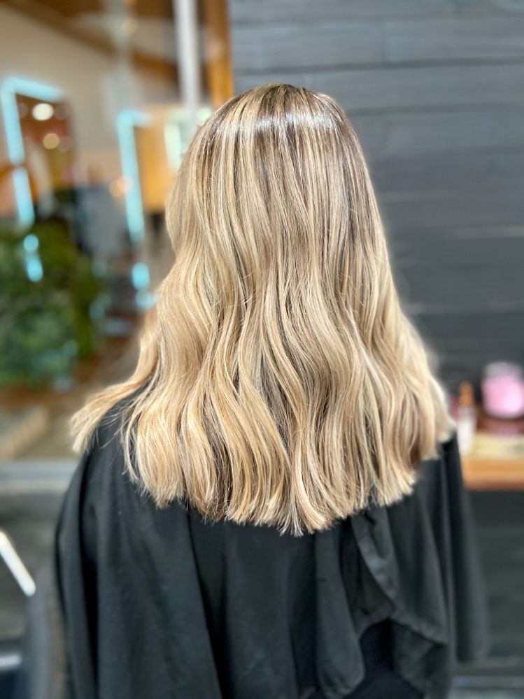 Partial Blonding Session