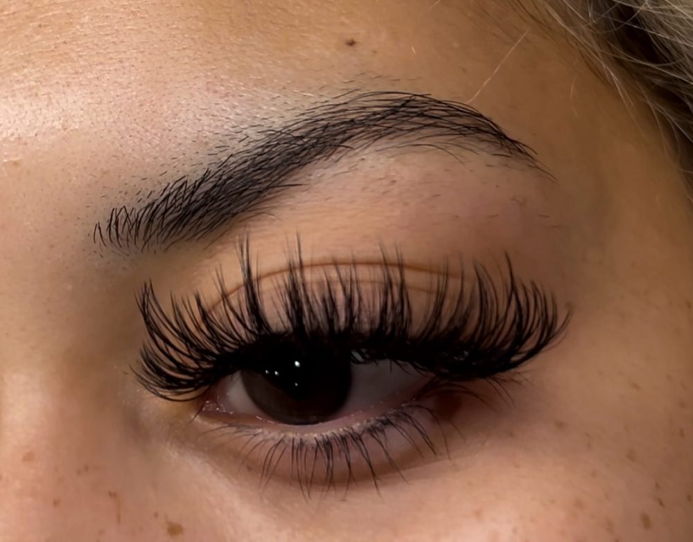 Wispy Mega Volume