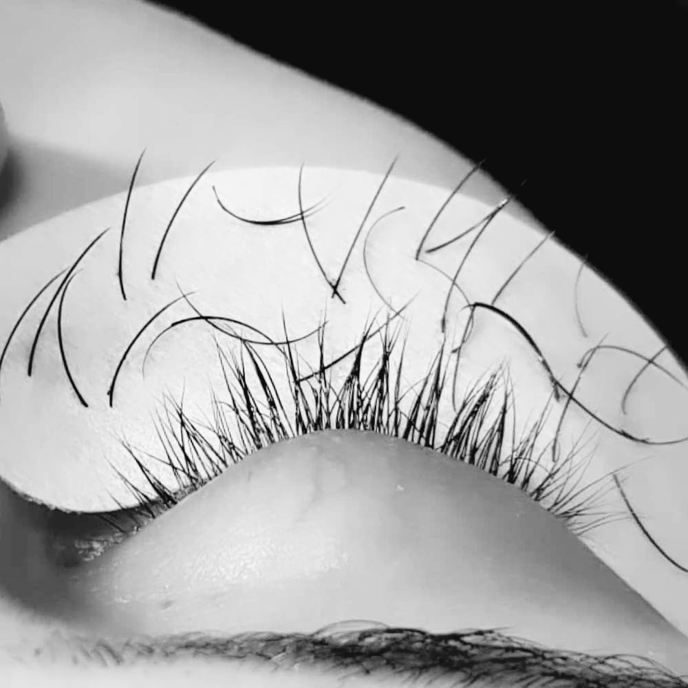 Lash Removal