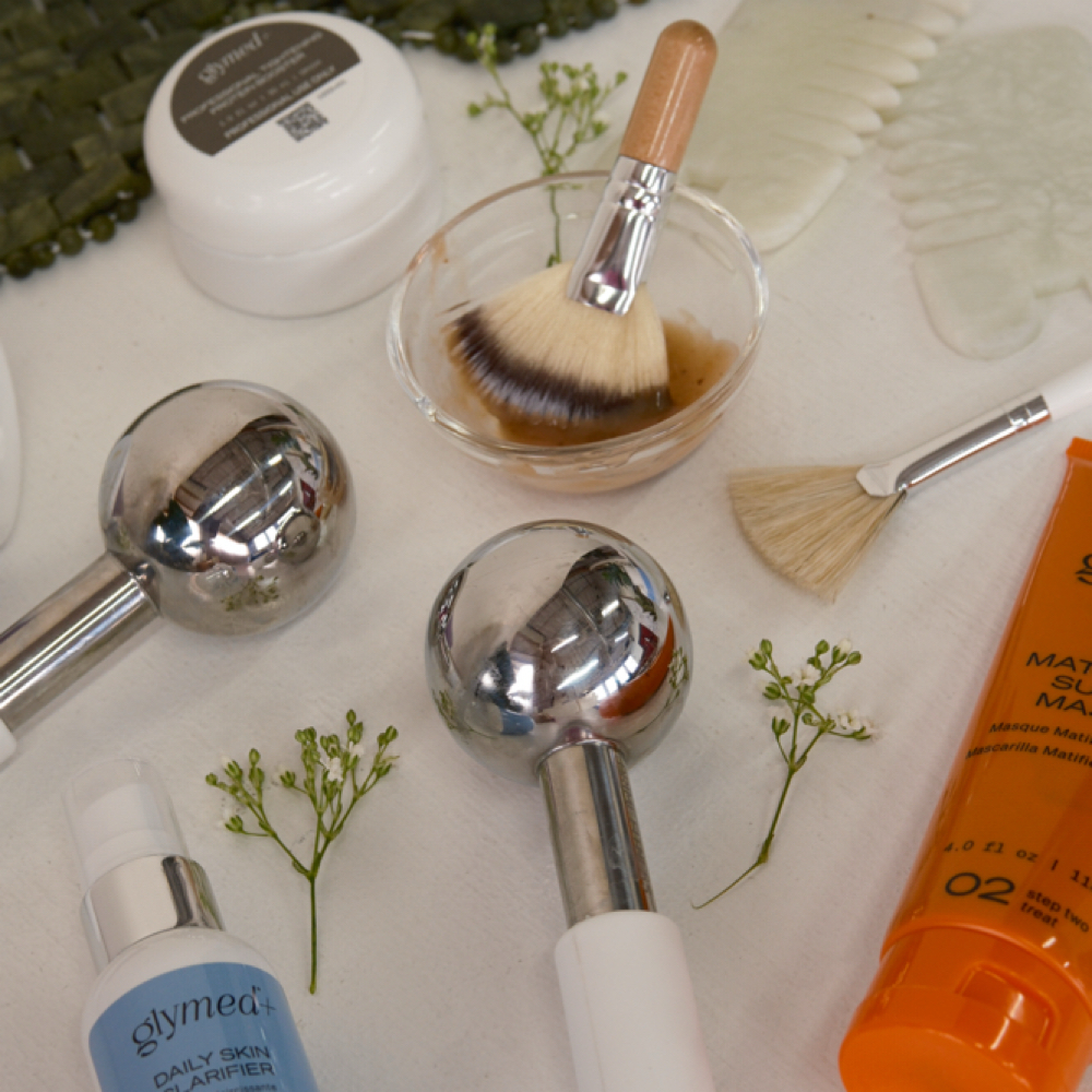 Tay: Basic Facial at Eclectic Beauty Lounge in Vancouver, WA