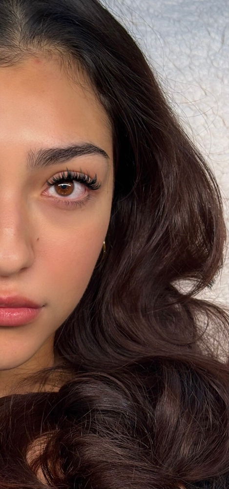 Lash Extensions & Tinting