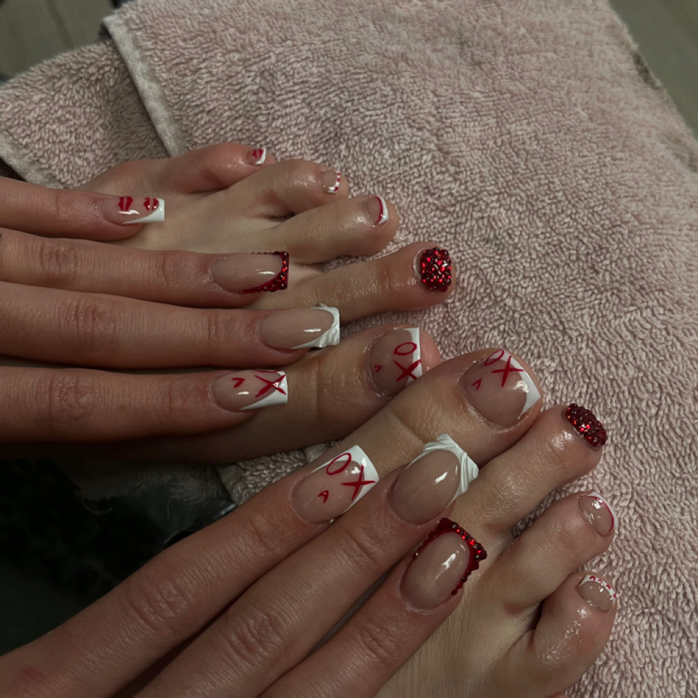 Full Set Of Acrylics & Acrylic Toes at Izannastarnailz in Xeina, OH
