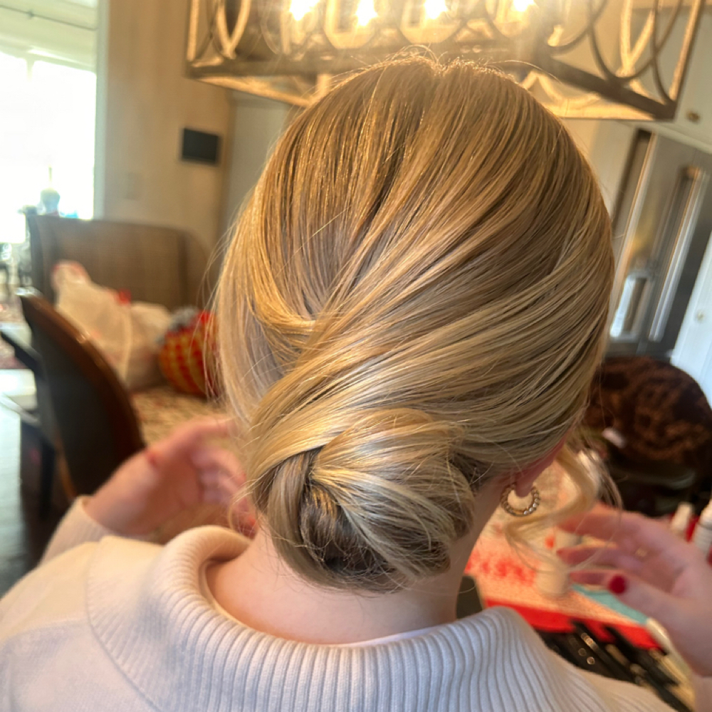 Bridal Hair Experience at Lynesha De’She Artistry in Kansas City, MO