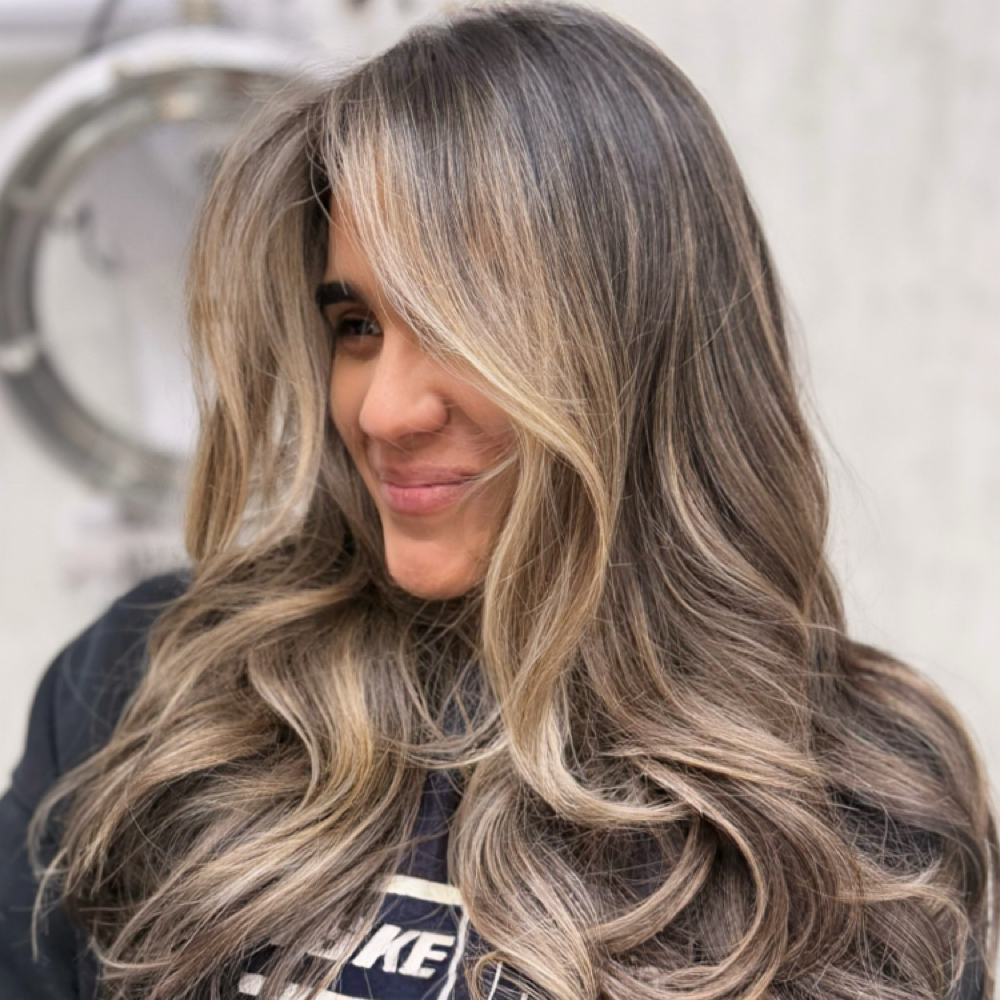 BASE BREAK+BLOWOUT (JR STYLIST) at SUITE XXII in Englewood, NJ