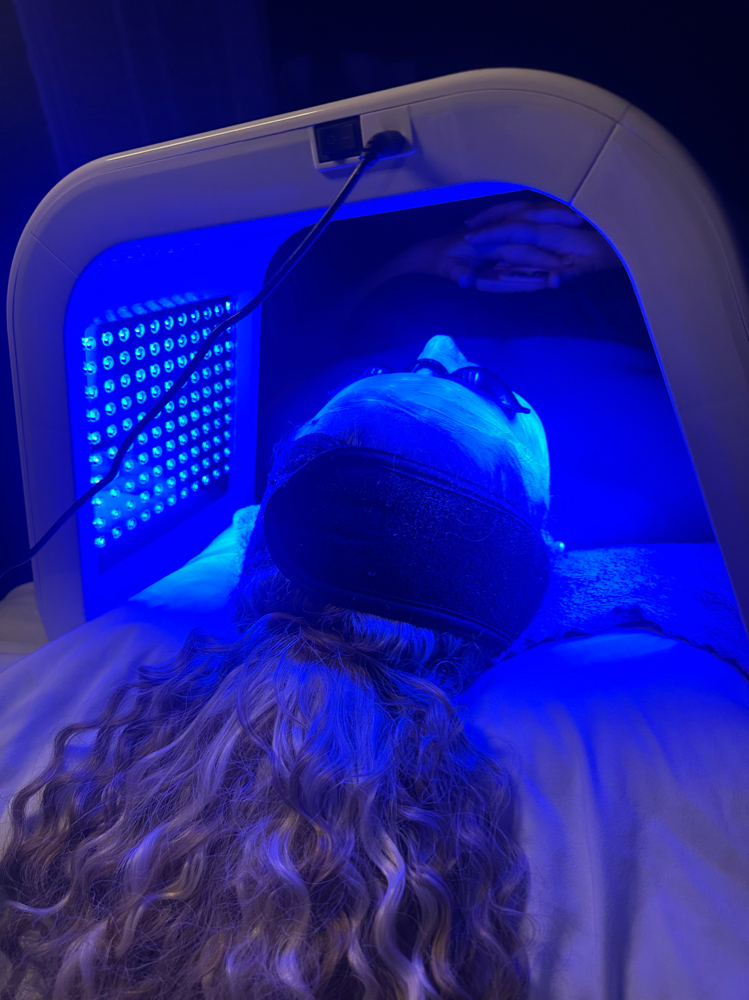 LED-Light Therapy session