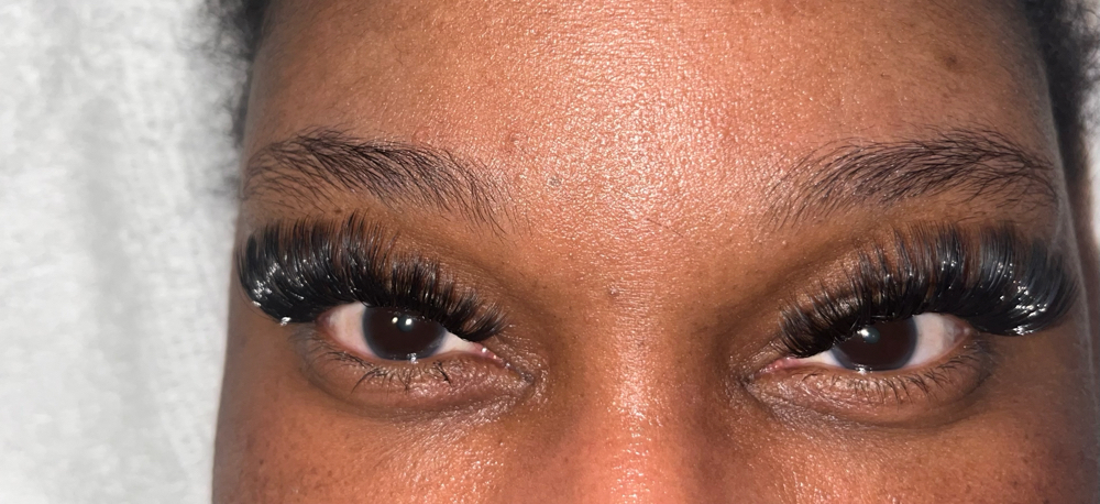 Cluster Lashes ( Cat Eye)