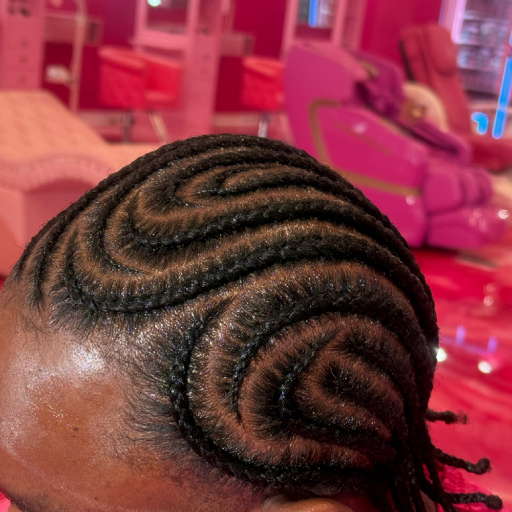 Freestyle Stitch Braids at The Beaauty Bando in Sacramento, CA