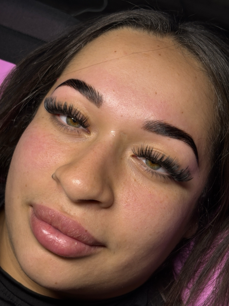 Brow Lamination + Tint Maintenance