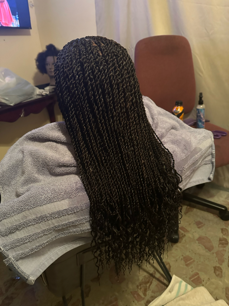 Regular Short Senegalese Twists