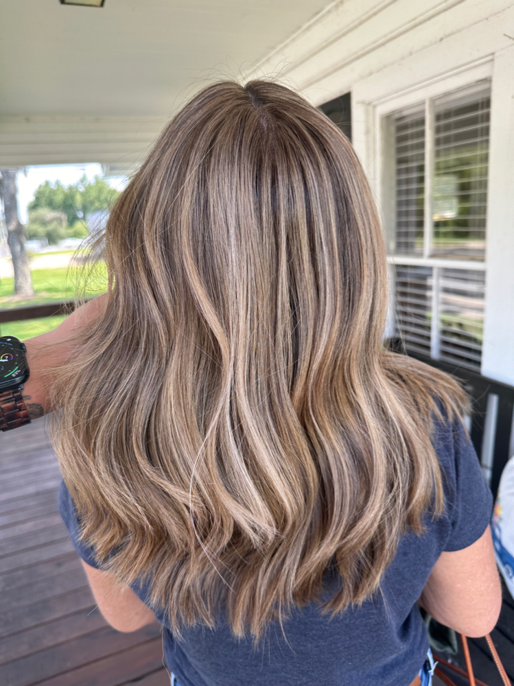 Shampoo & Style