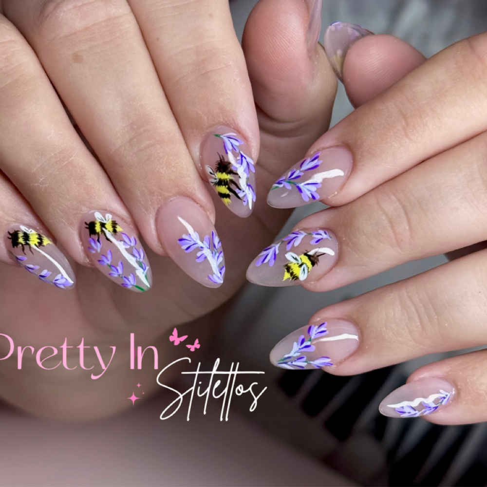 Freestyle Set (Medium) at Pretty In Stilettos in Summerfield, FL