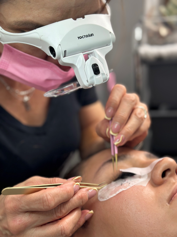 1:1 Lash Training