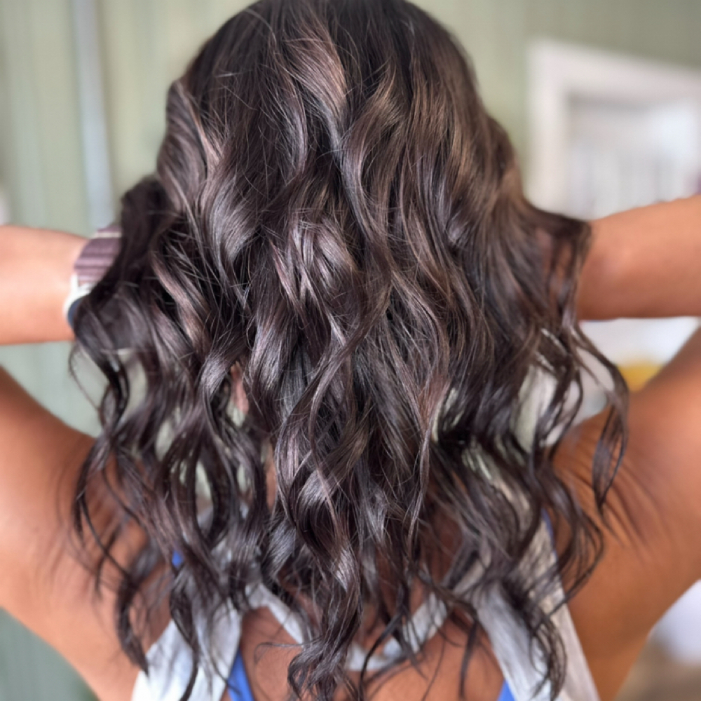 Wash + Style at Leah Jane’s Salon in Rockport, IN