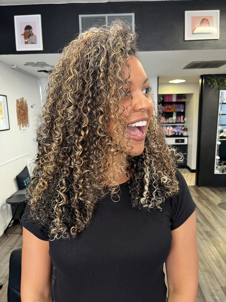 Signature Curly Cut "Platinum"