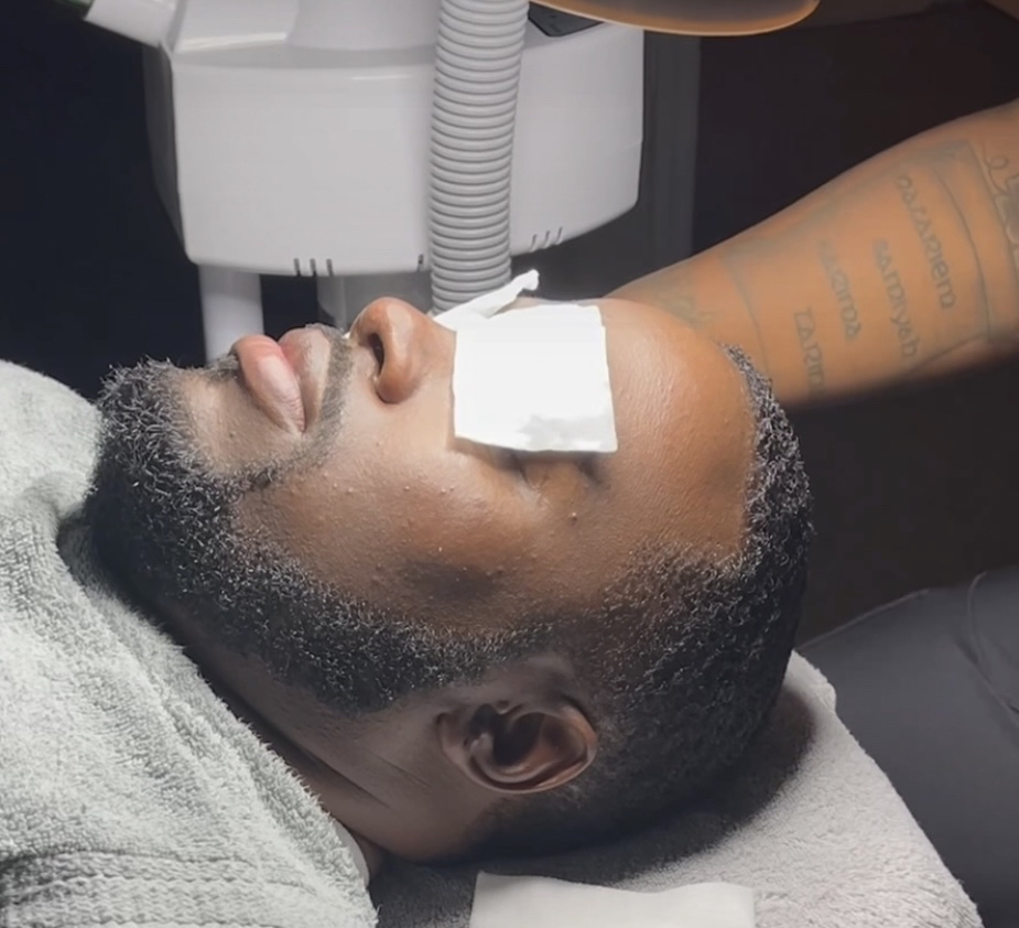 Gentlemen 60 minutes Facial