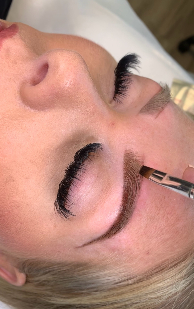 Brow Tint