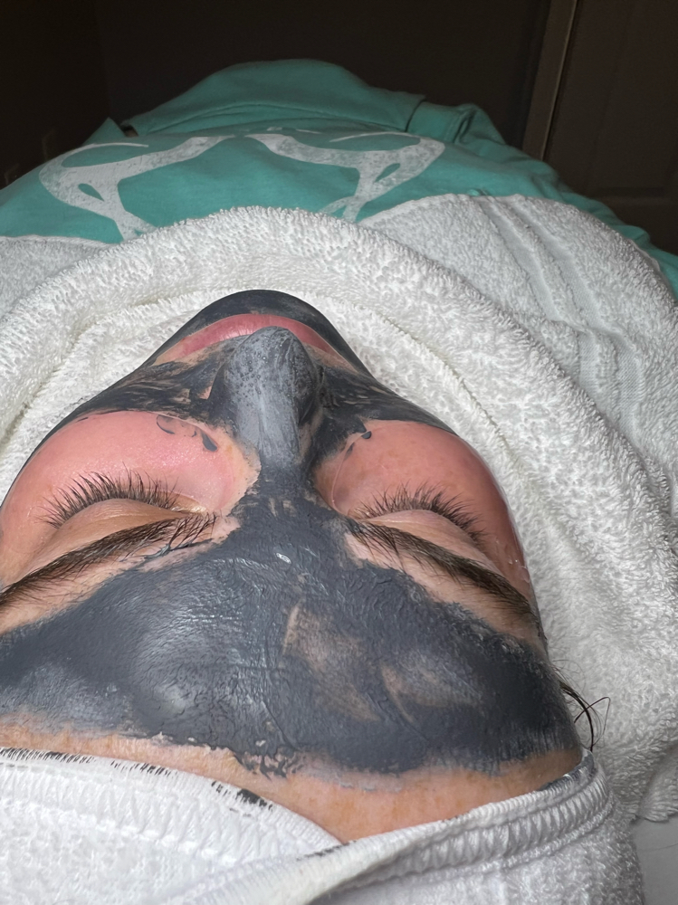 60 minute Facial