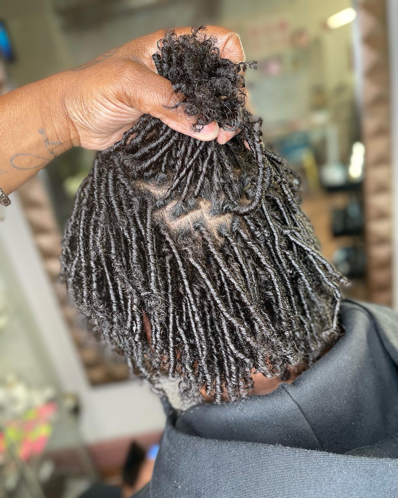 Micro Locs Retwist
