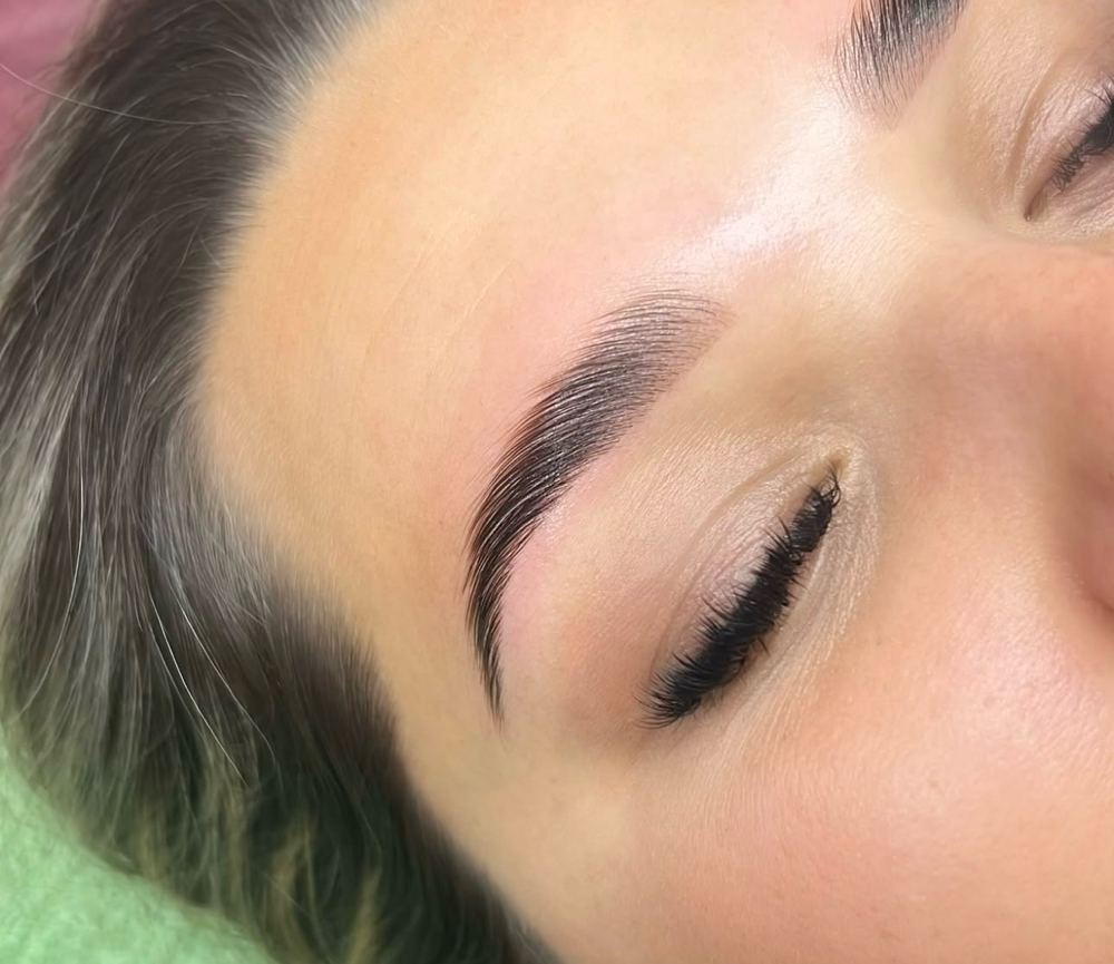 Brow Lamination + Tint