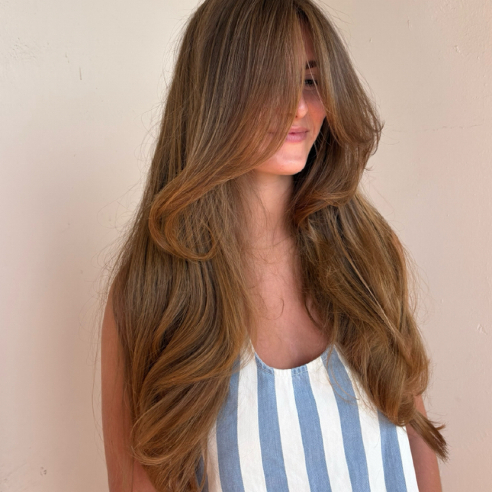 Women’s Cut at juliachivhair in Scottsdale, AZ