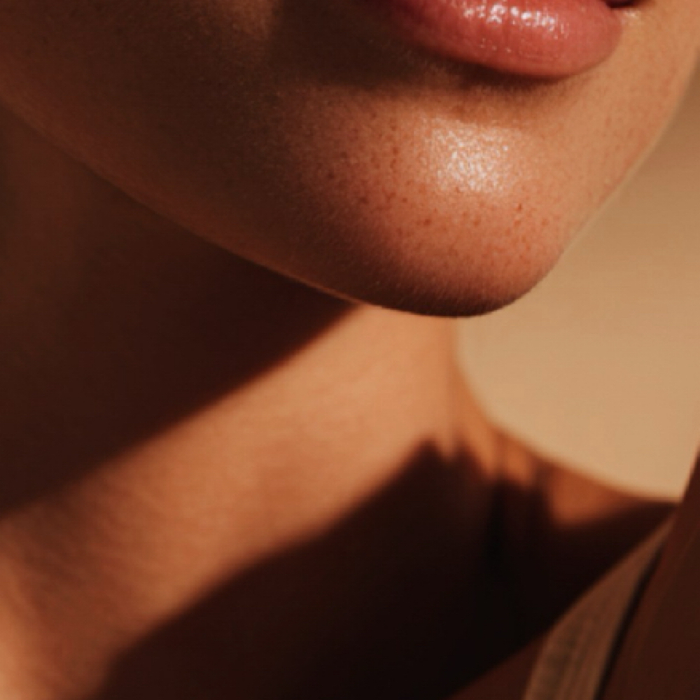 Chin Waxing at De Suite By Lene Hall in North Merrick, NY