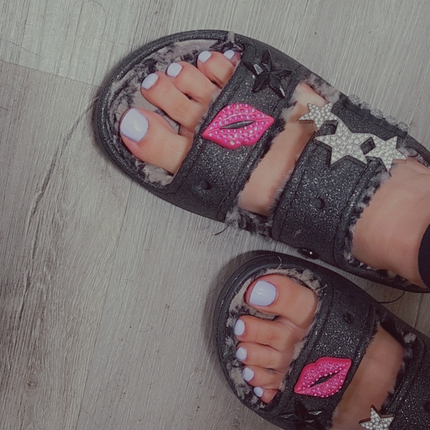 Lux Pedicure at LalaMobileNails