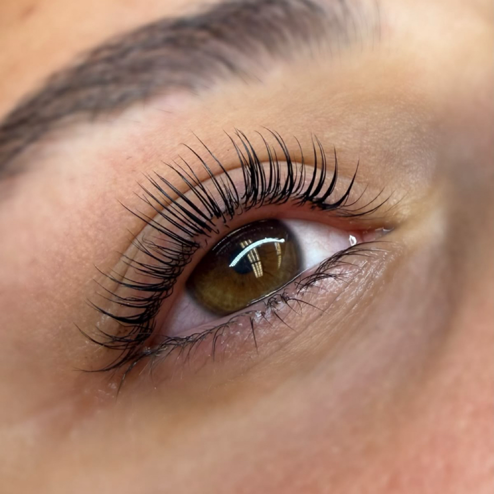 K-beauty Lash Lift at Āvra Beauty Spa in Irving, TX