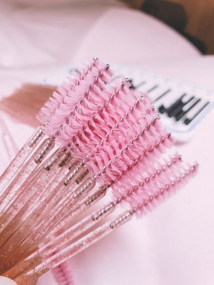 LASH EXTENSION FILL
