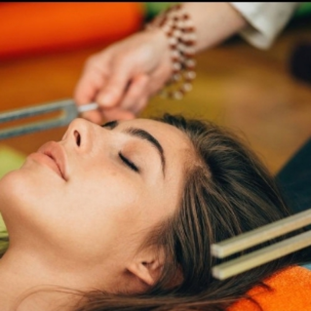 β¨ Healing Frequency Head Massage at Lashes By Shelby Quinn in Brighton, CO