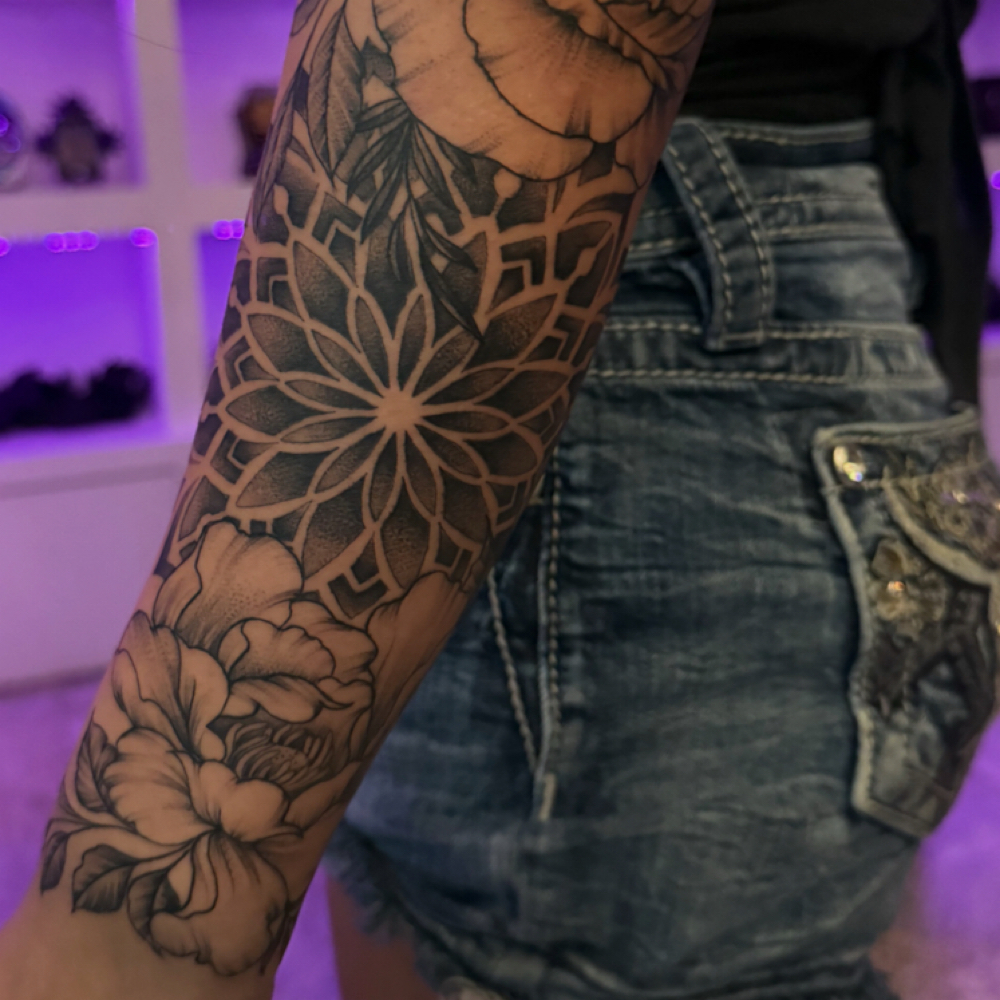 Large Fine Stipple $700-$1500 at Bingle Tattoos in Benicia Ca, CA
