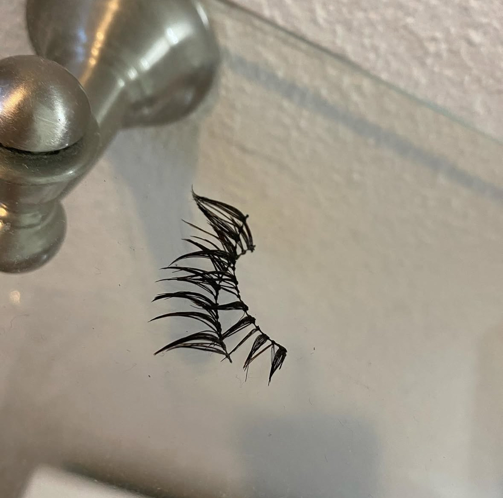 Lash Extension Removal