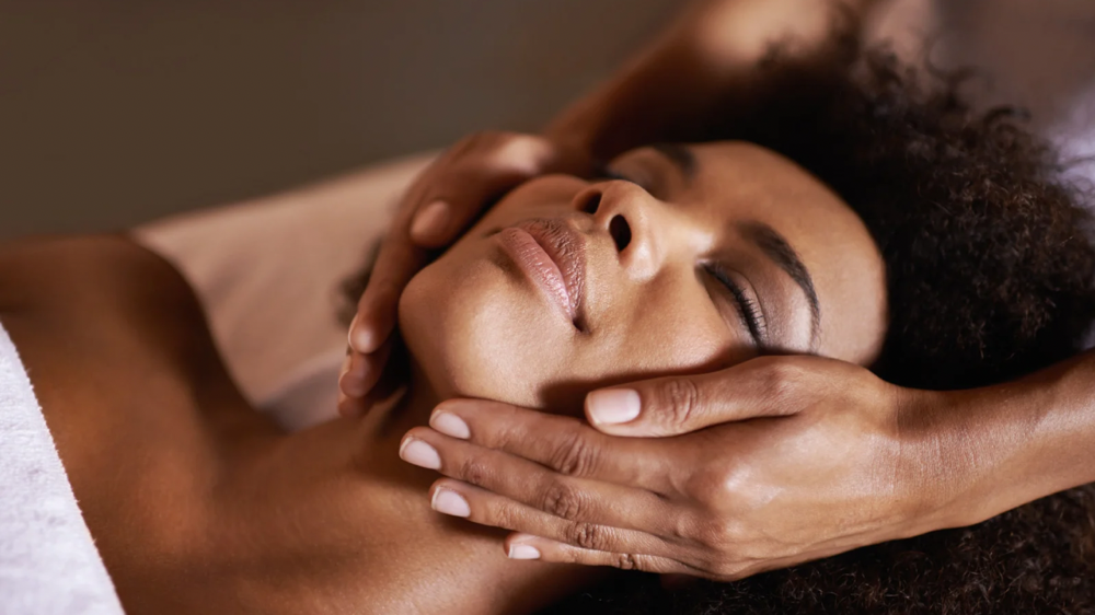 Custom 75 Minute Facial at Modern Beauty Skincare in UNIVERSITY PLACE, WA